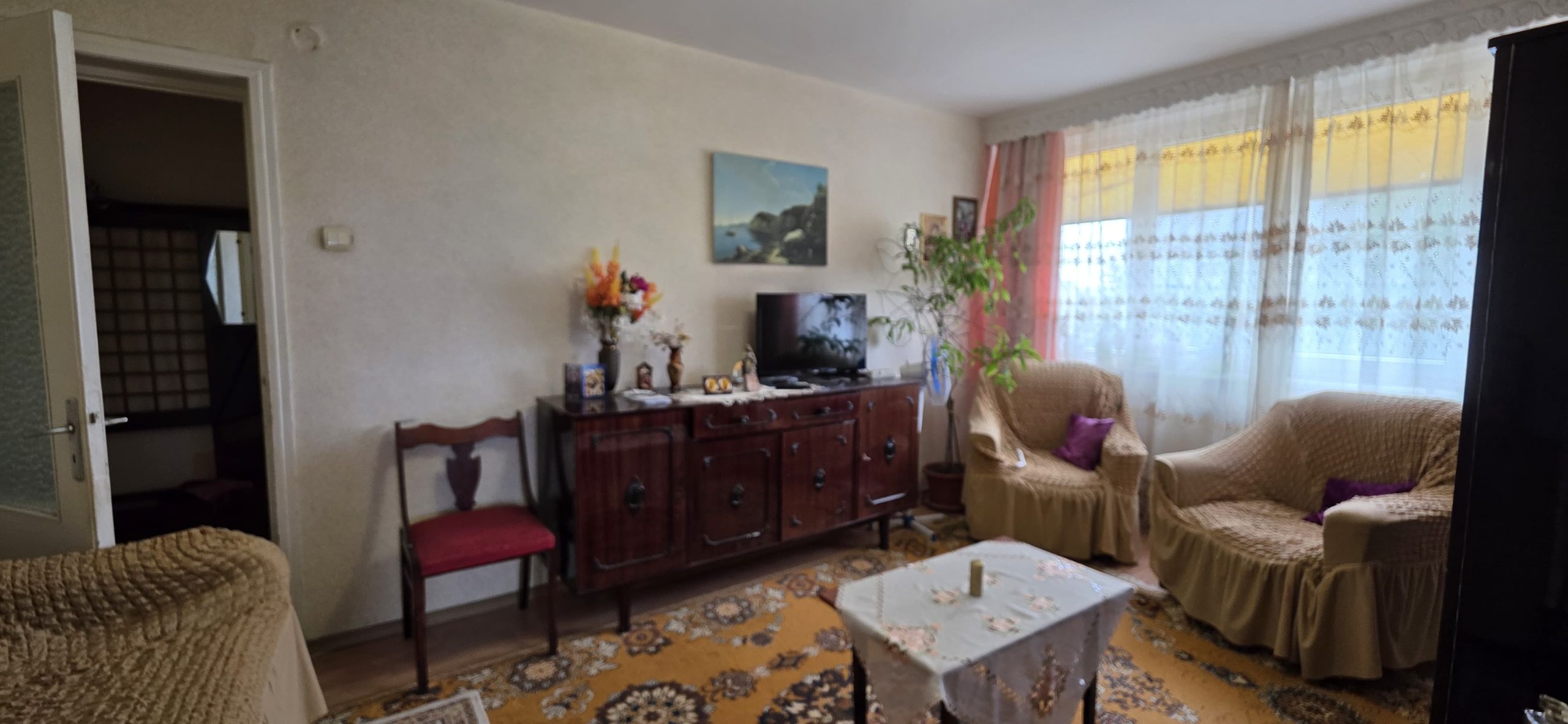 Gara 2 camere etaj 3 cu balcon