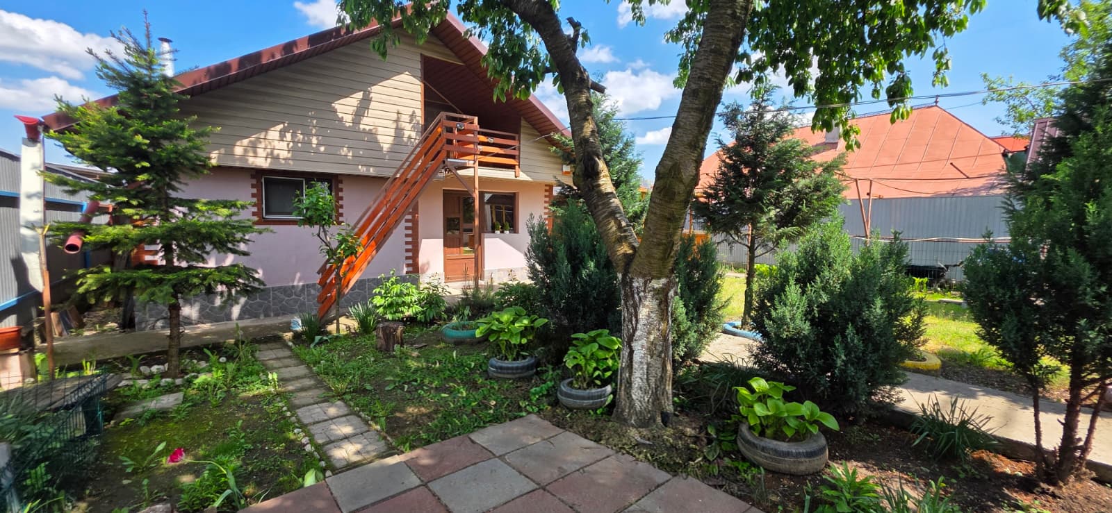 Bogdan Voda casa+teren1.004 mp